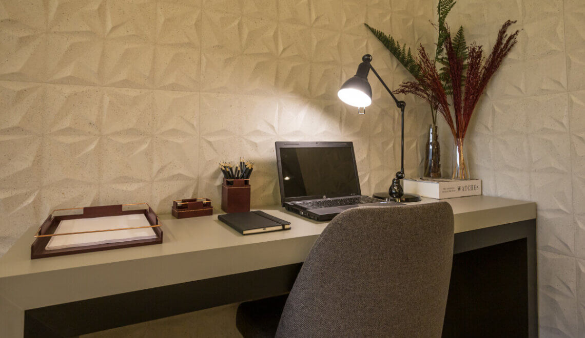 Dicas de como adaptar espaço para home office